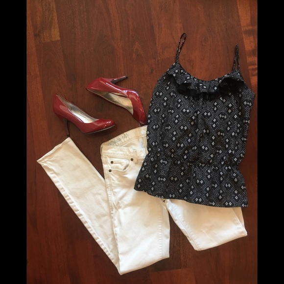 Forever 21 black tank with tribal design - Picture 2 of 6